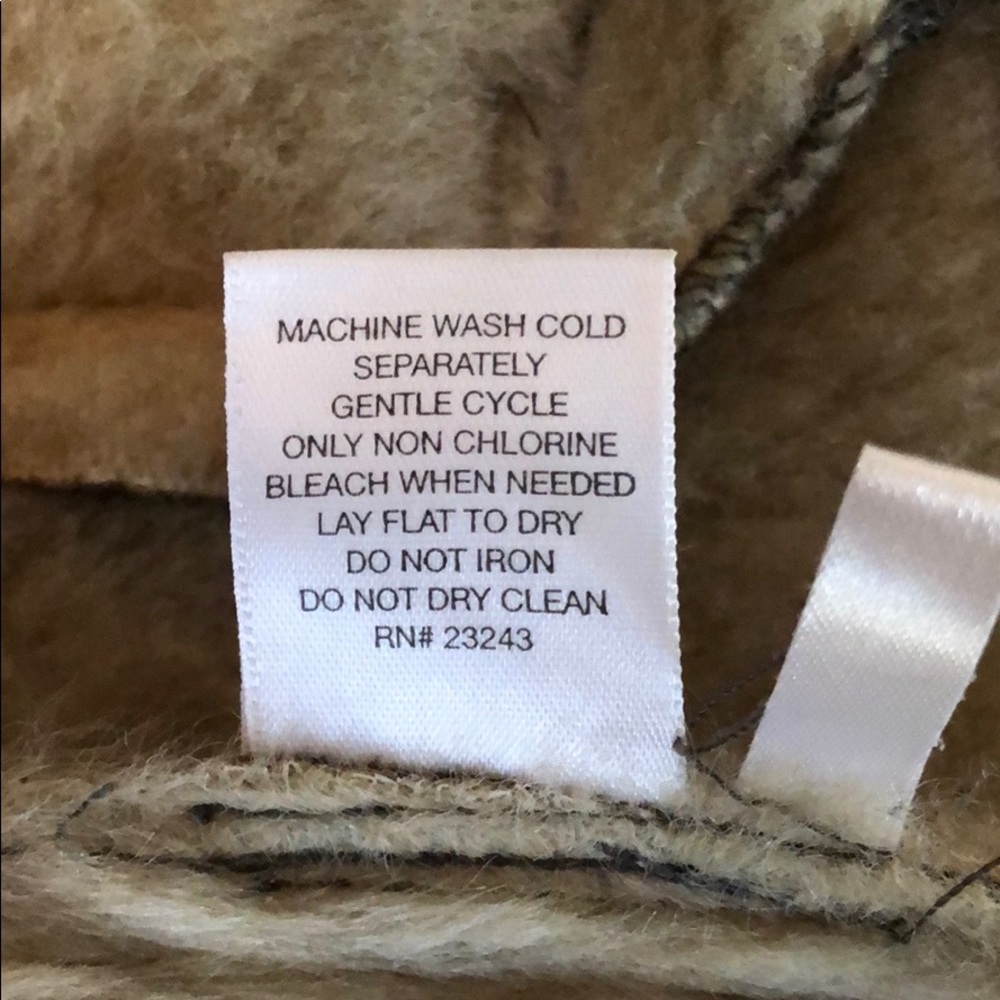 Coat - Picture 6 of 7